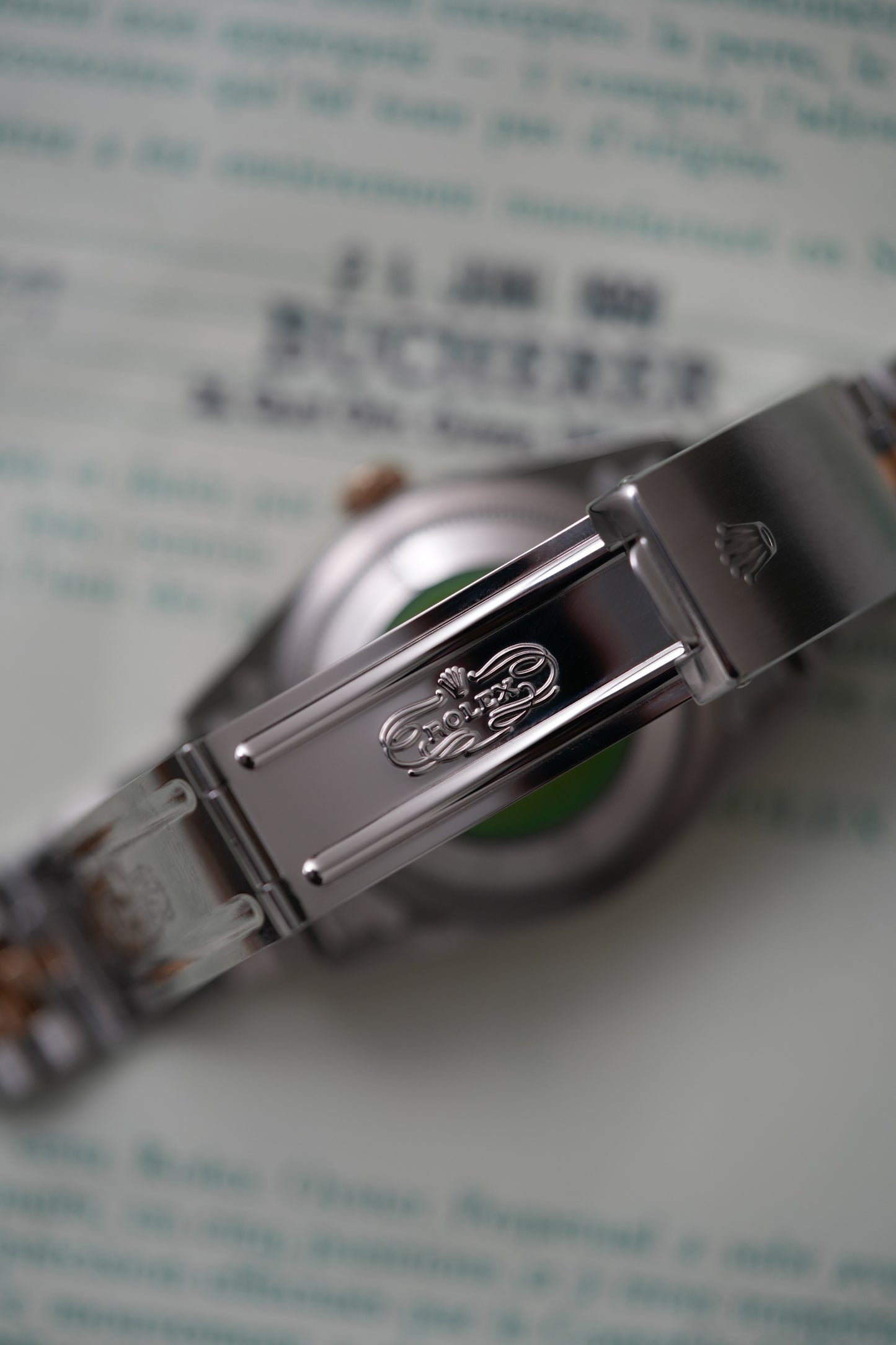 1991 Rolex Datejust Ref. 16233 – Champagne Diamond