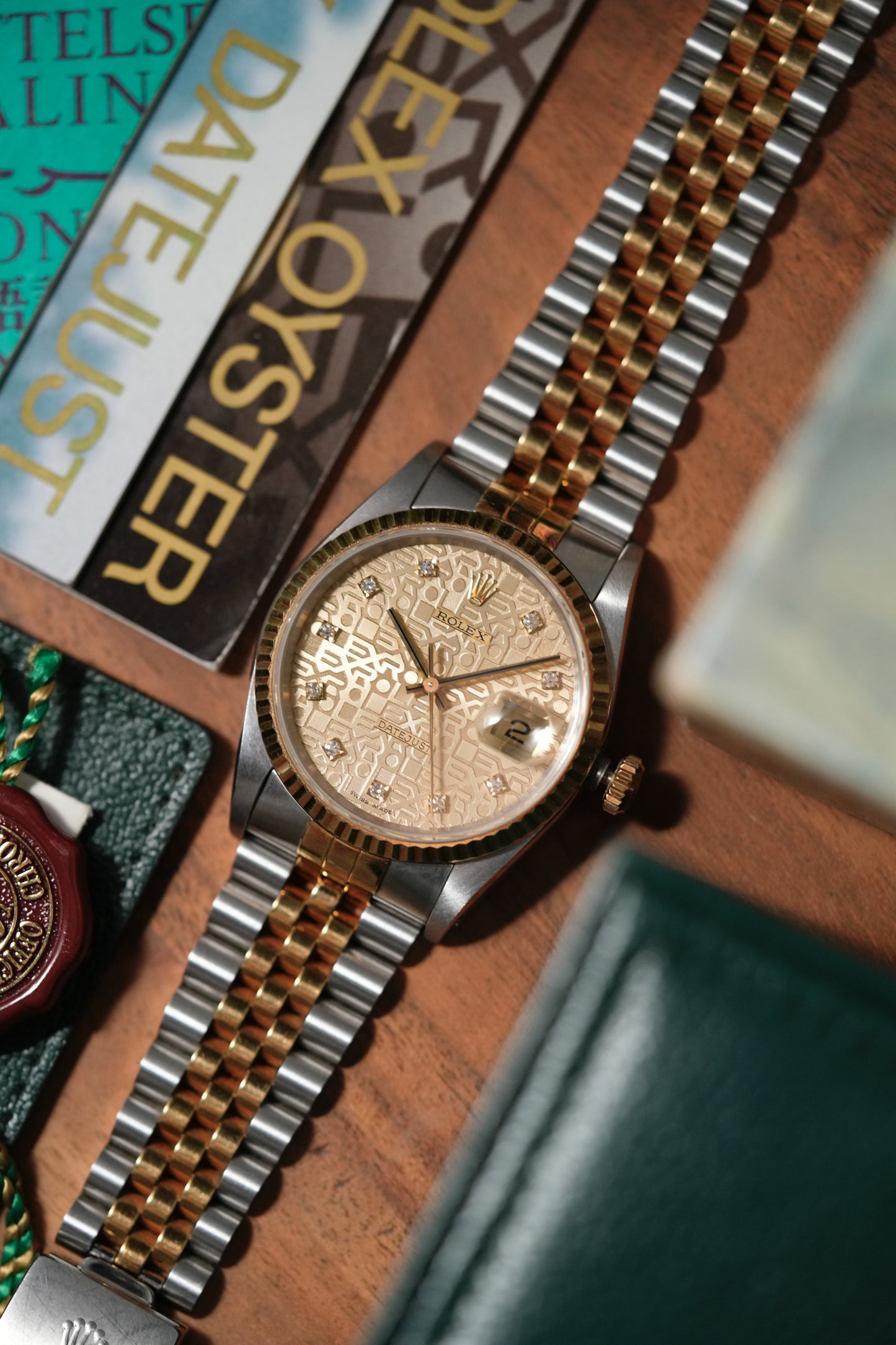 1993 Rolex Datejust Ref. 16233 – Anniversary Champagne Diamond