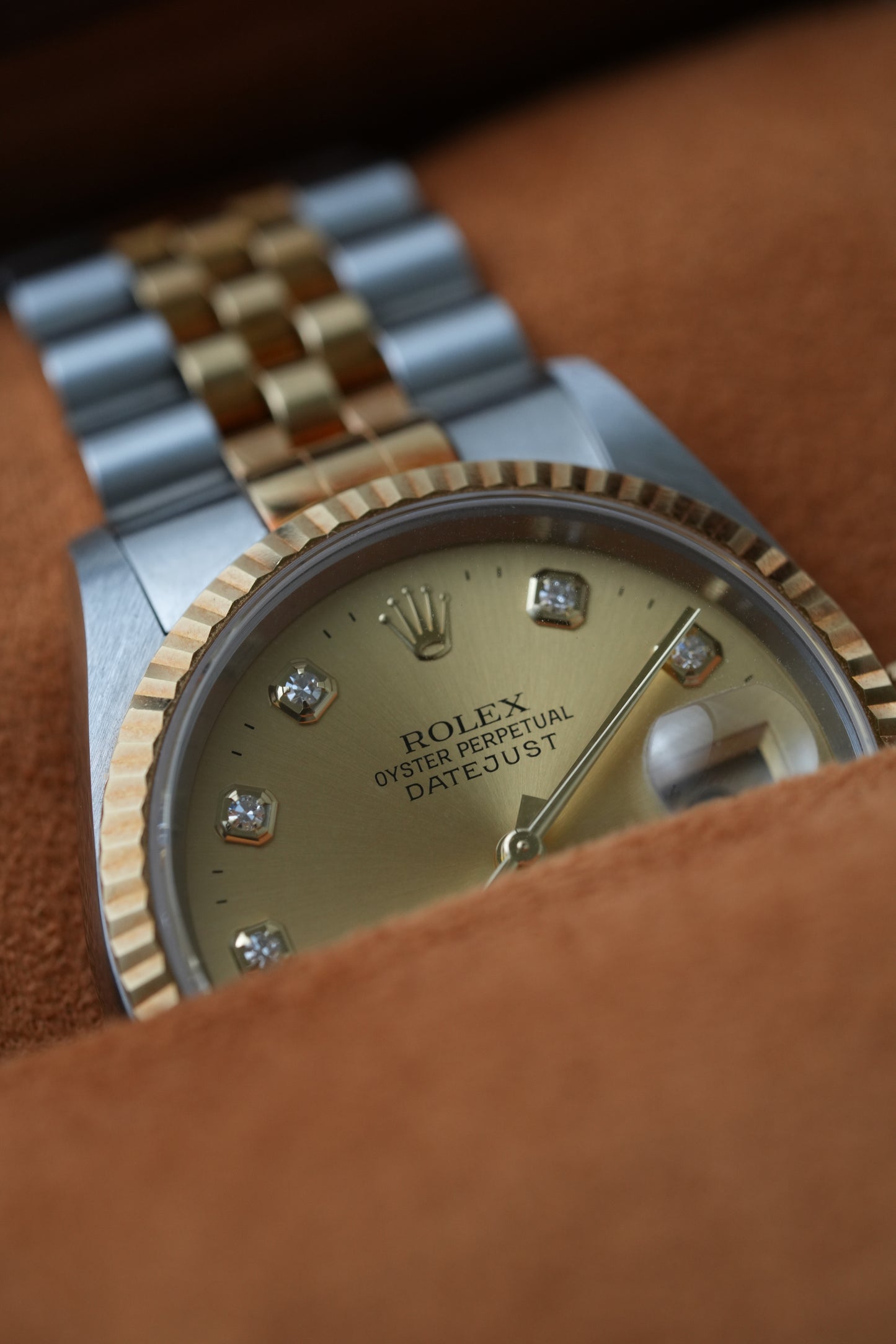 1996 Rolex Datejust Ref. 16233 – Champagne Big Diamond