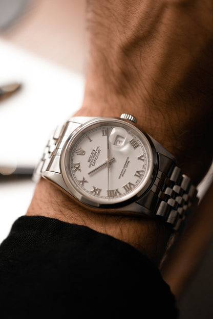 2004 Rolex Datejust Ref. 16200 – White Roman