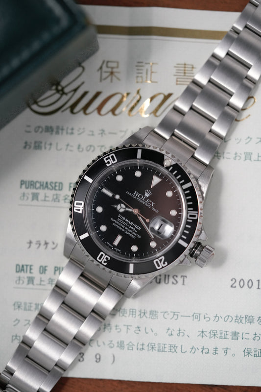 2001 Rolex Submariner Date Ref. 16610 – Black