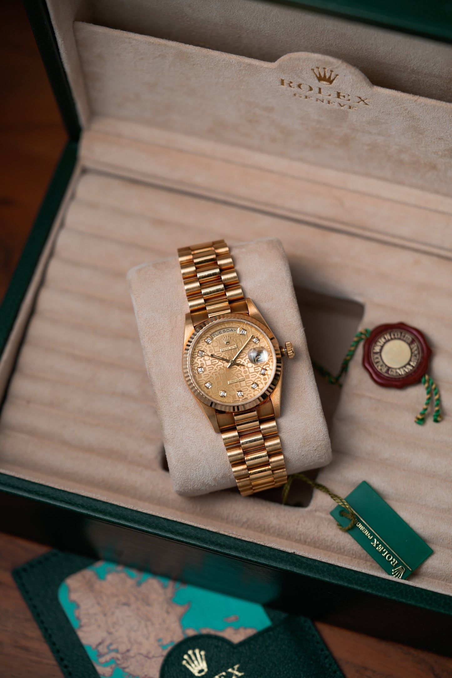 1995 Rolex Day-Date "President" Ref. 18238 – Anniversary Champagne Big Diamond